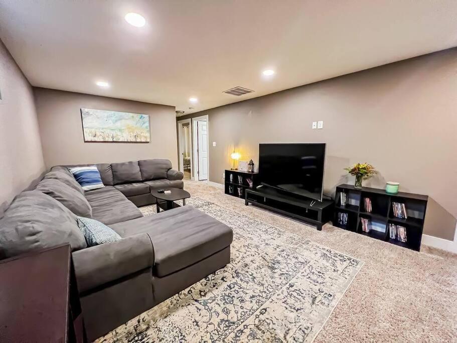 Pet Friendly Close To Downtown Villa Colorado Springs
