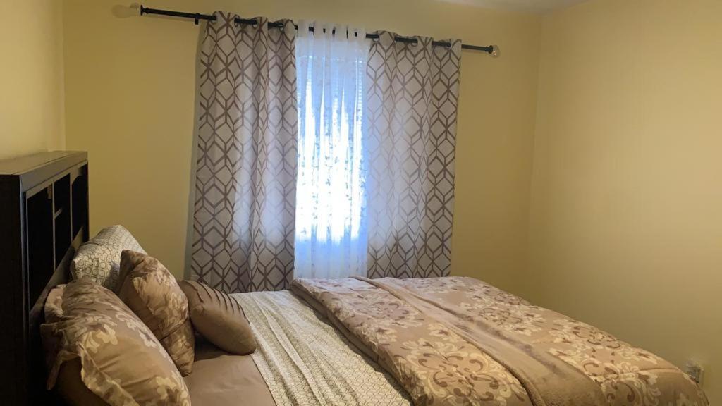 Lovely 2 Bedroom In The Heart Of