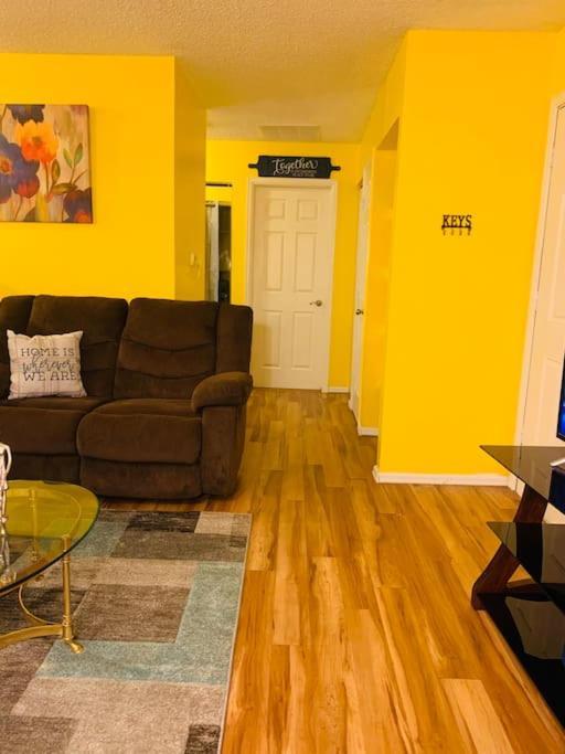 The Sunset 2-bedroom Near Cos Airport * Colorado Springs