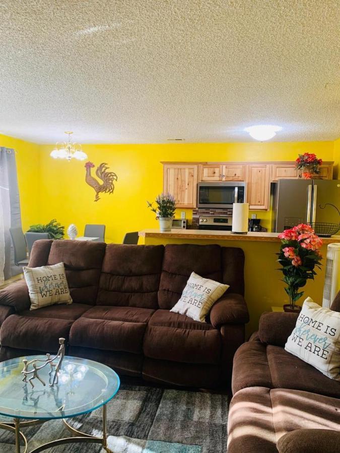The Sunset 2-bedroom Near Cos Airport * Colorado Springs