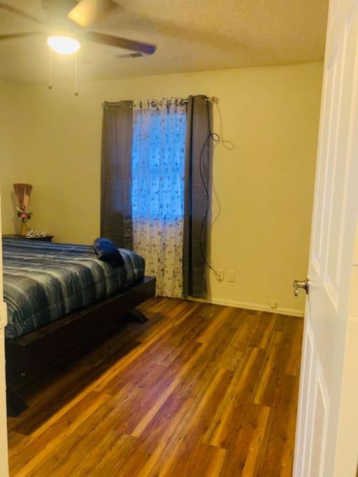 The Sunset 2-bedroom Near Cos Airport Apartment *
