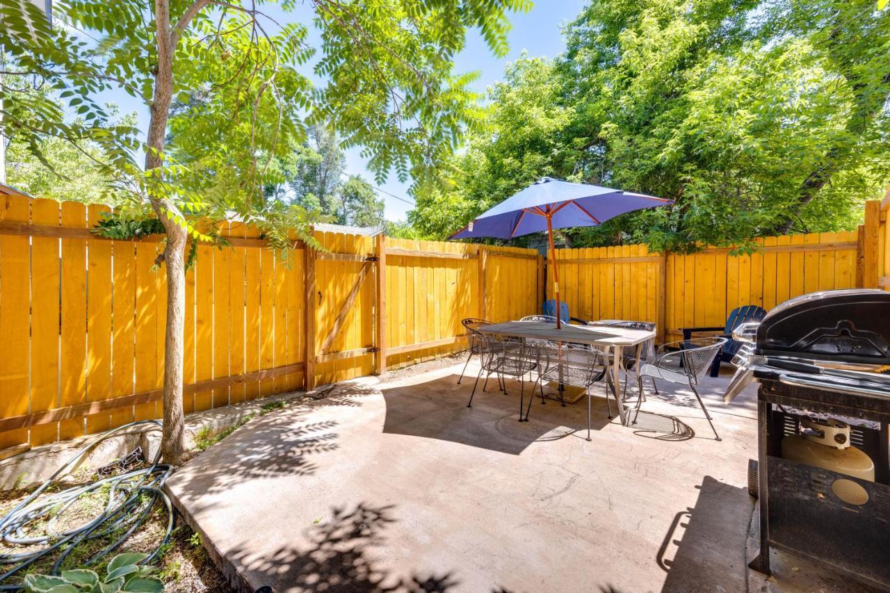Historic With Yard In Downtown Holiday home Colorado Springs