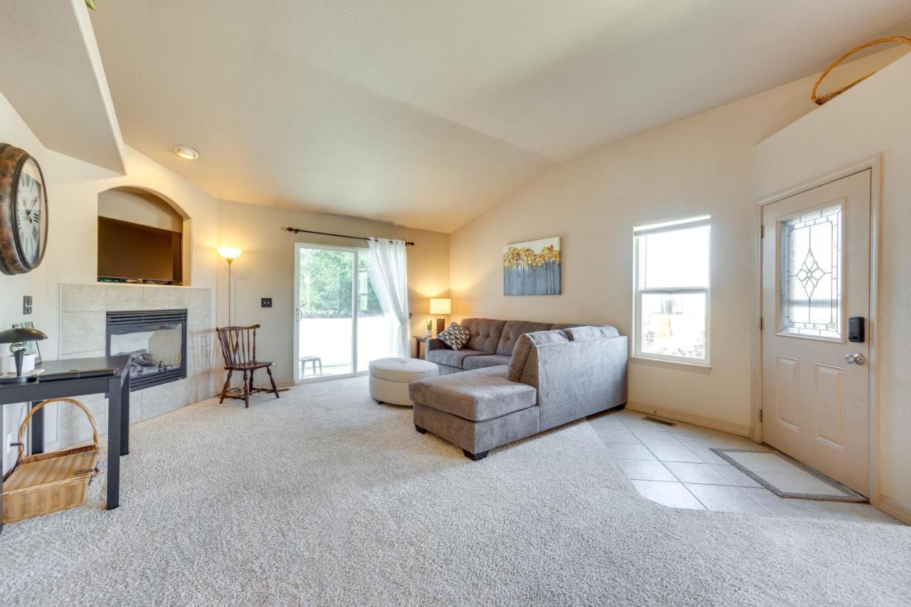 Townhome With Game And Grill! Colorado Springs