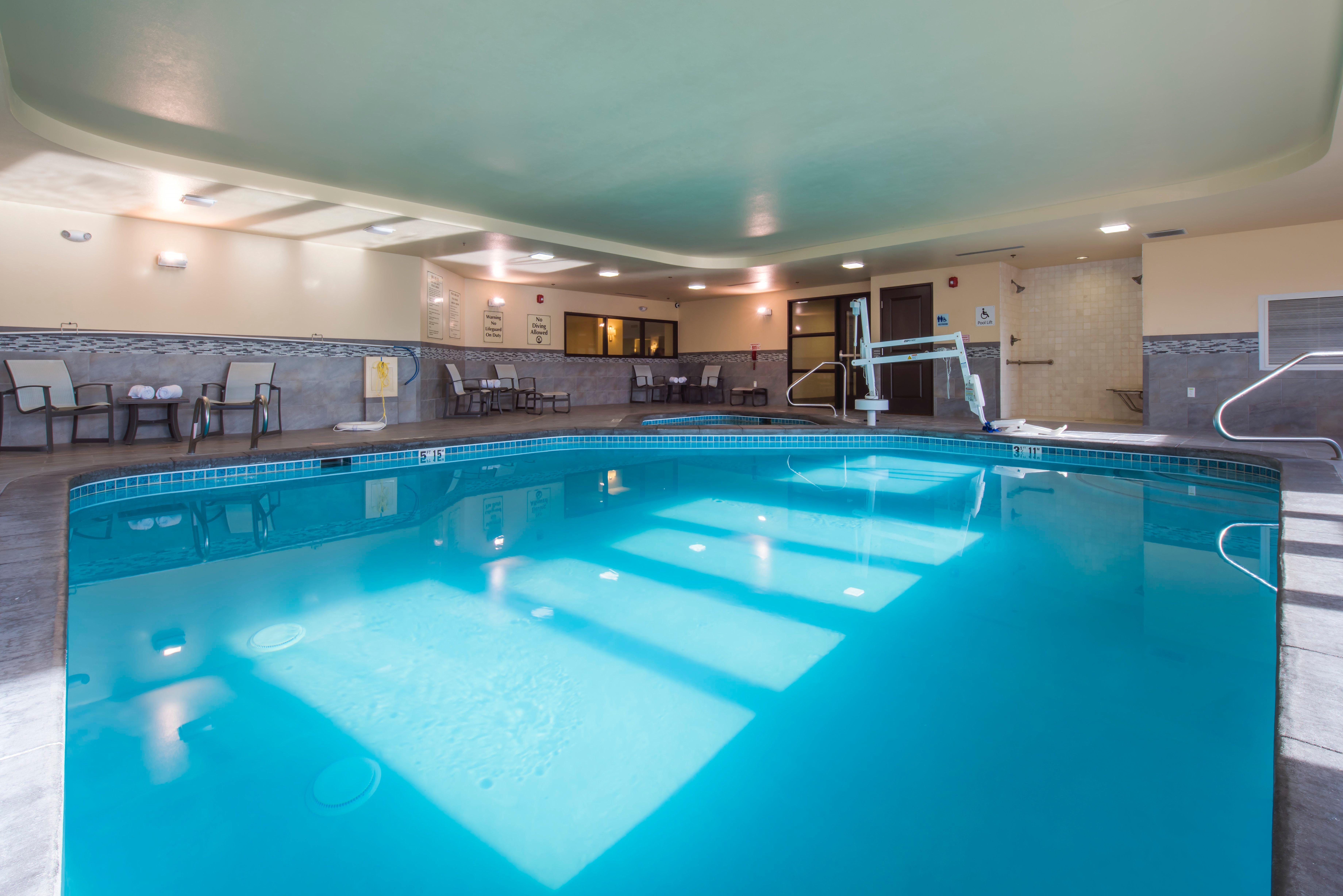 Hotel Express & By Ihg