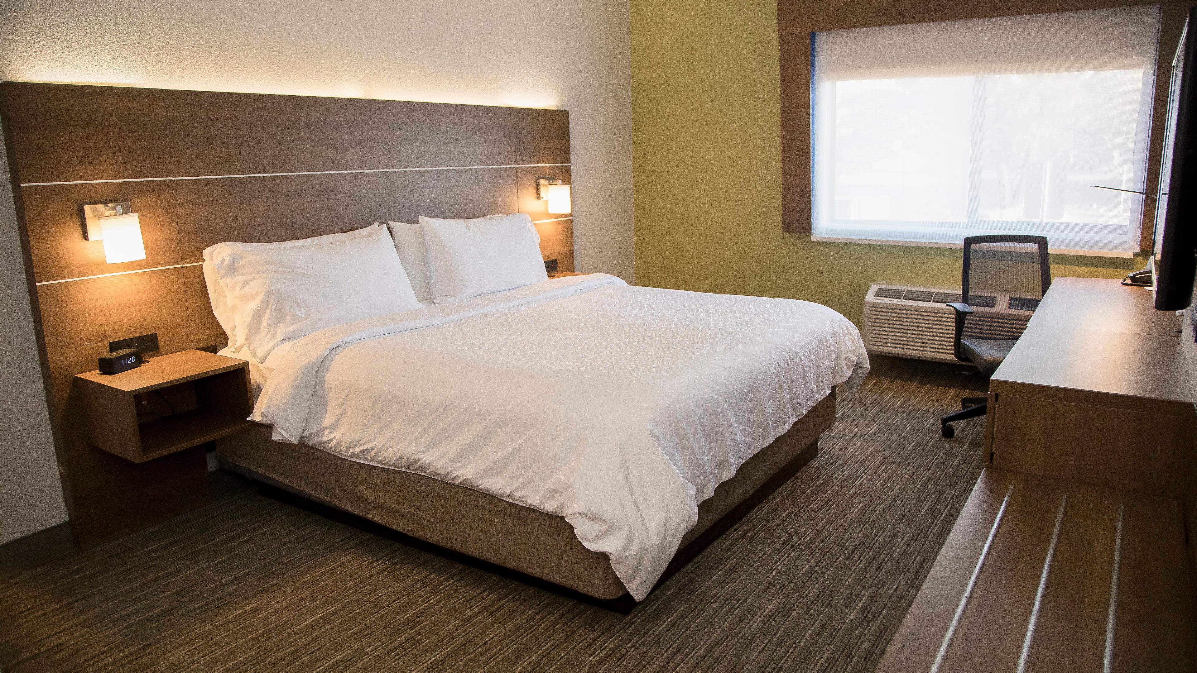 Express & North By Ihg 2* Colorado Springs