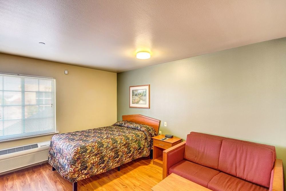 Extended America Select - - Airport Hotel 2*