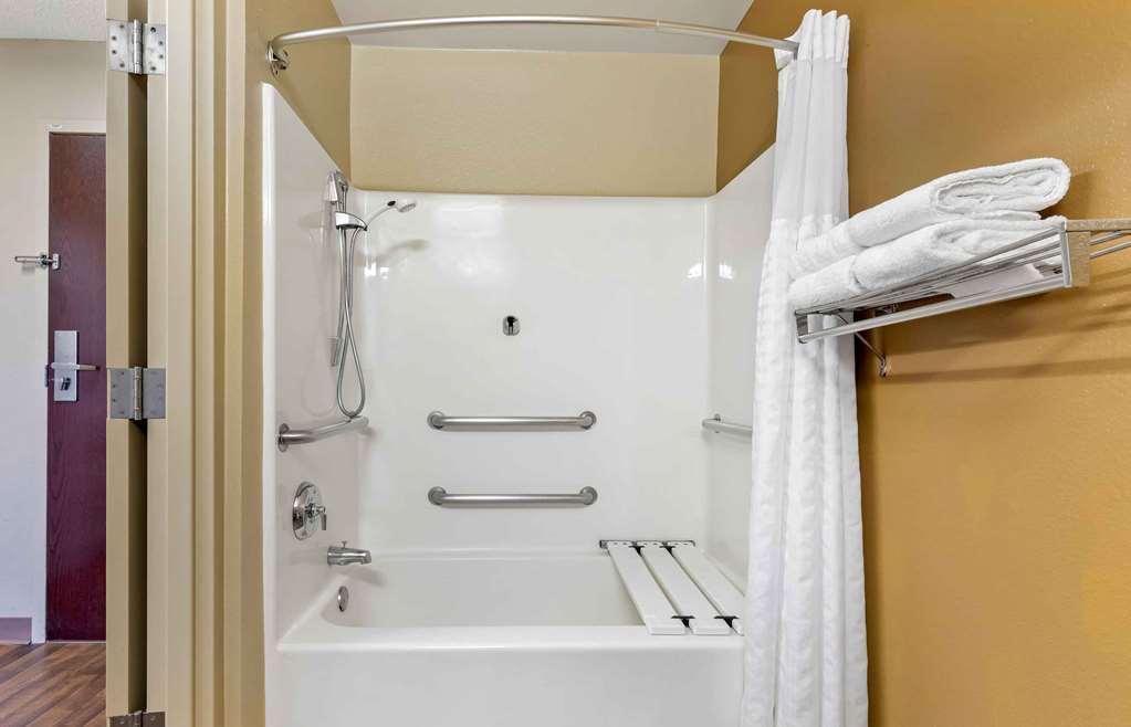 Extended America - - West Hotel