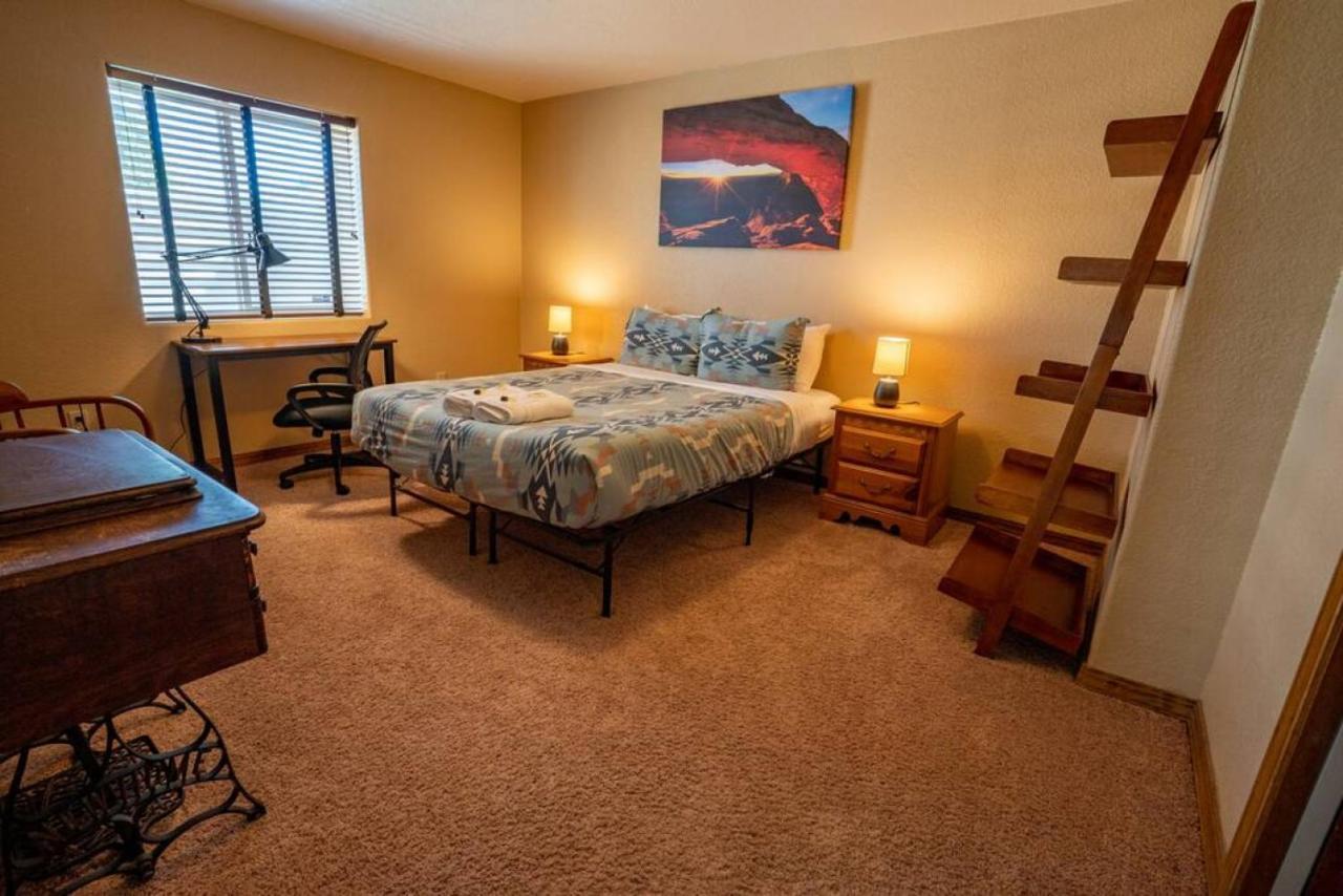 Holiday home Bear Creek - - Fire Table - 3min To Trails Colorado Springs