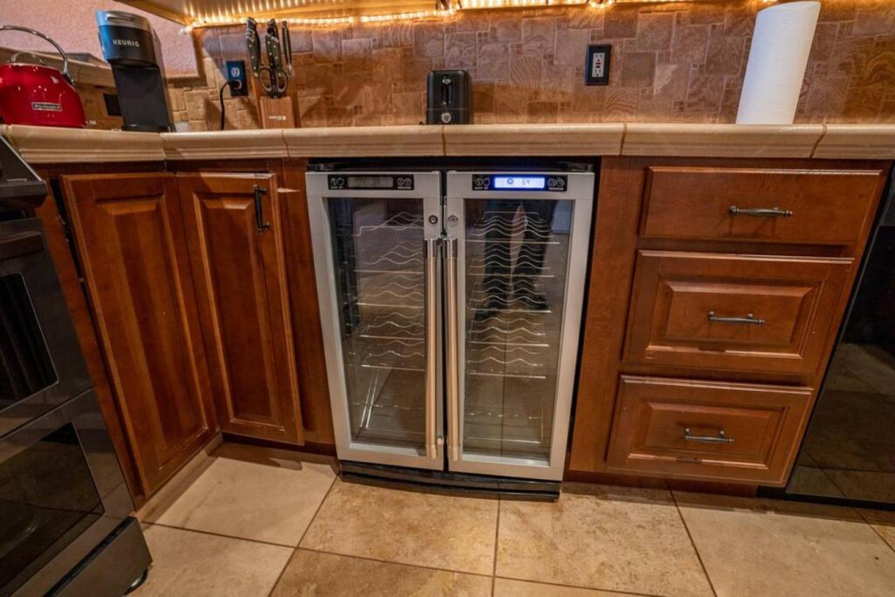Bear Creek - - Fire Table - 3min To Trails Holiday home