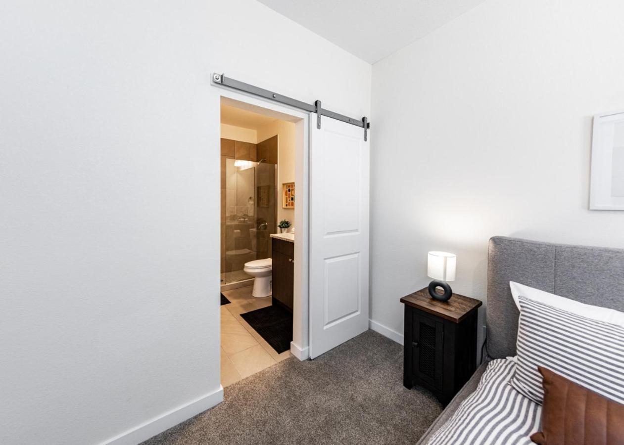 2 Bedroom Fully Furnished Luxury 304
