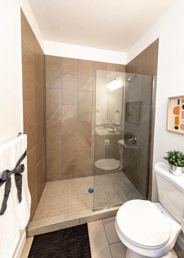 Apartment 2 Bedroom Fully Furnished Luxury 304