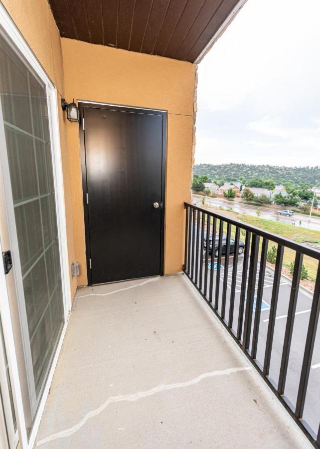 Apartment 2 Bedroom Fully Furnished Luxury 304 *