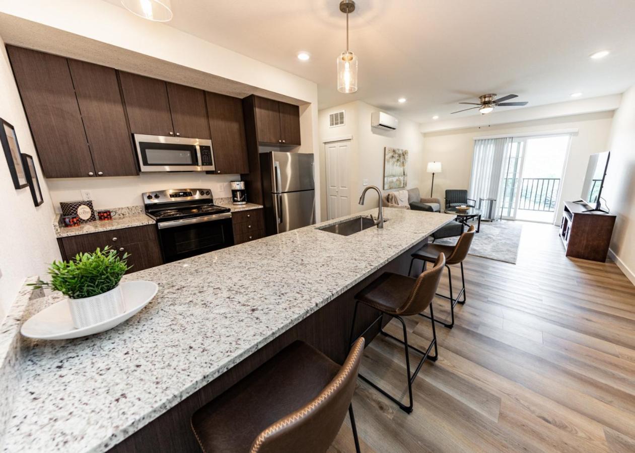 2 Bedroom Fully Furnished Luxury 304