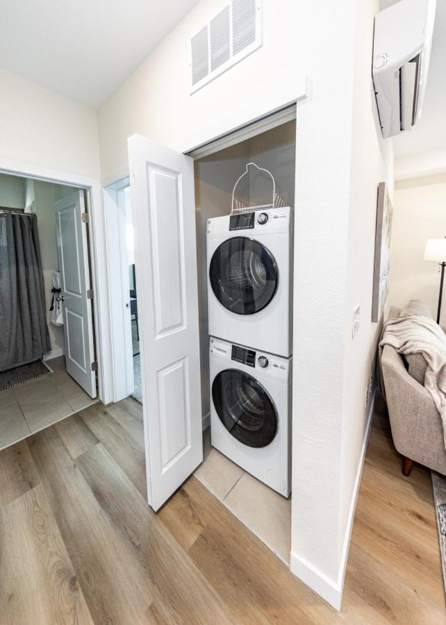 2 Bedroom Fully Furnished Luxury 304 Apartment Colorado Springs