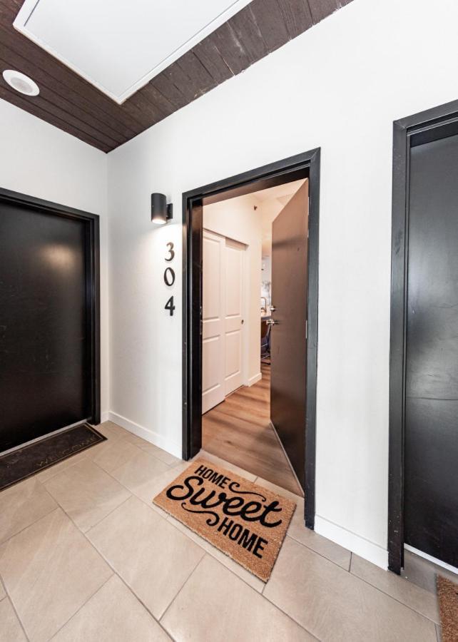 2 Bedroom Fully Furnished Luxury 304 Apartment Colorado Springs