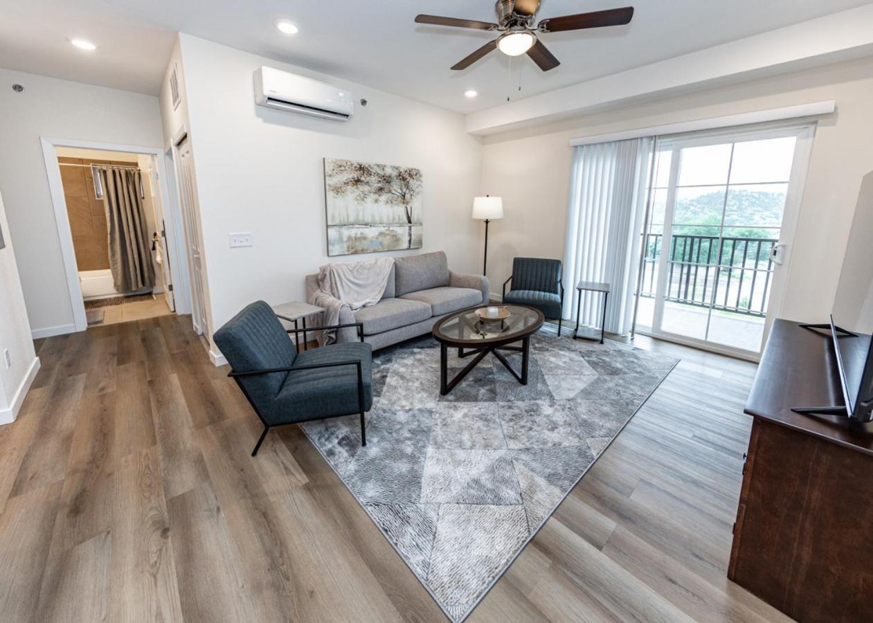 2 Bedroom Fully Furnished Luxury 304