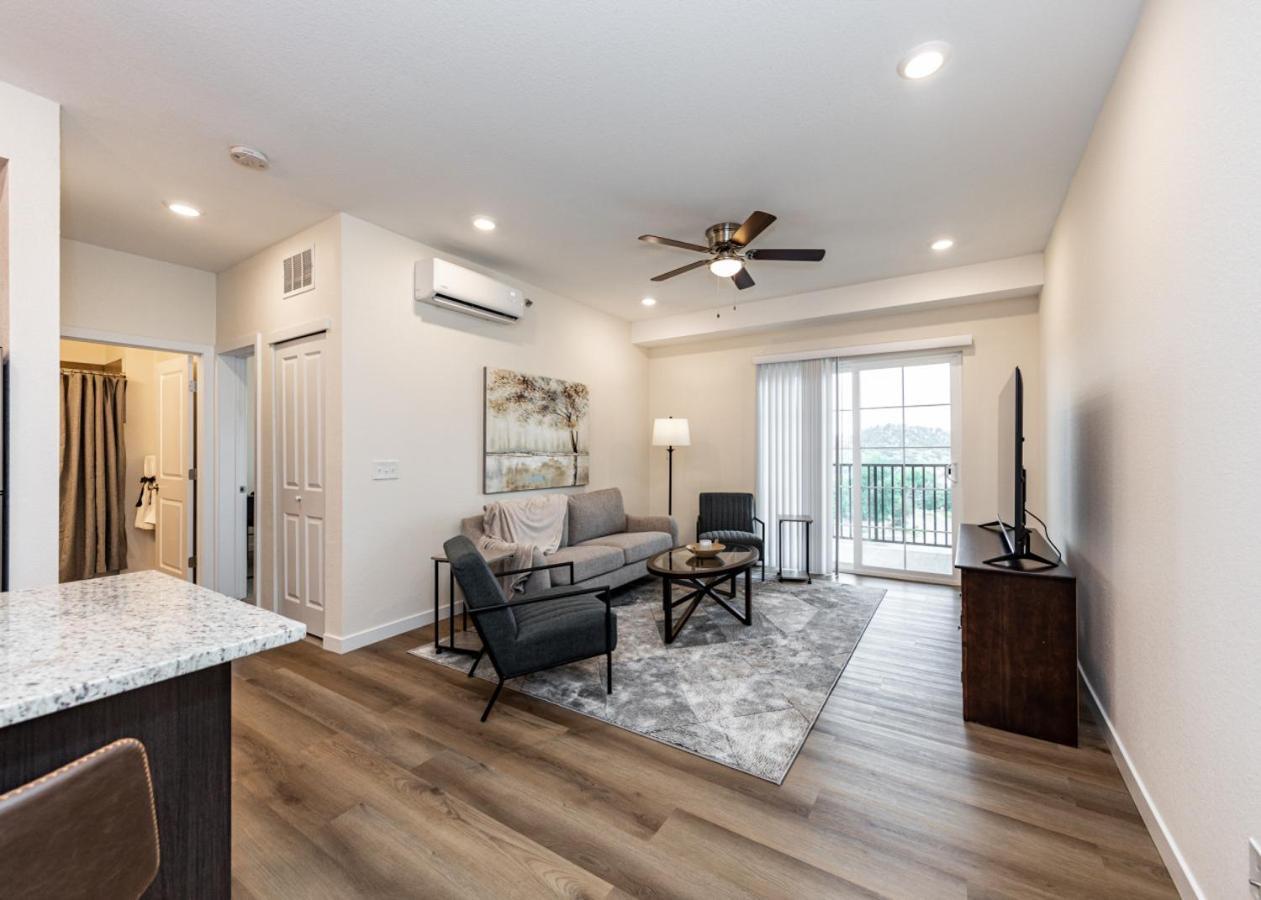 Apartment 2 Bedroom Fully Furnished Luxury 304 *
