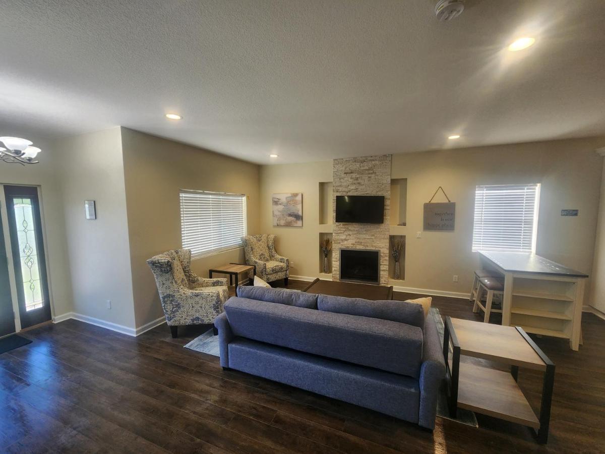 Loving Away From Home, 6 Bedrooms, 8 Beds