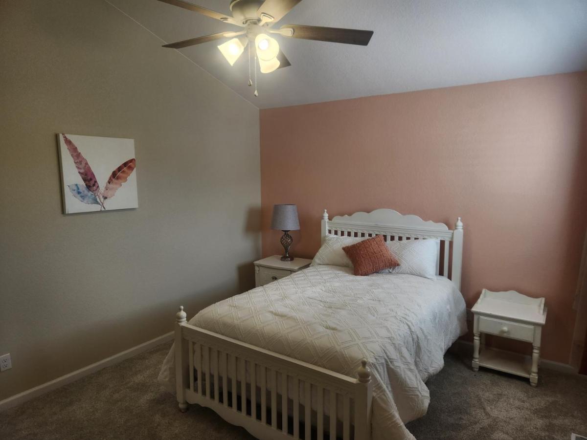Apartment Loving Away From Home, 6 Bedrooms, 8 Beds