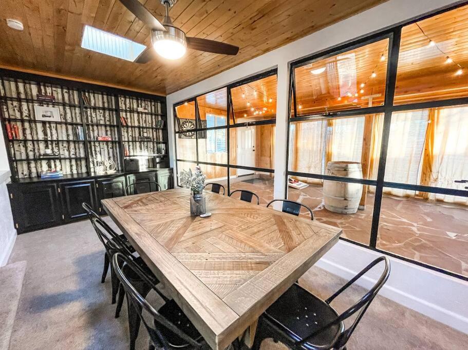 Peaceful Getaway / Heart Of Cos/mins To Downtown * Colorado Springs