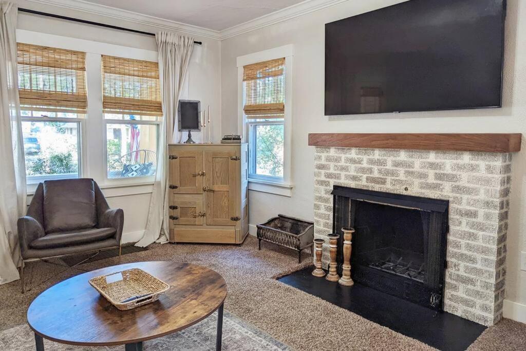 Holiday home ❀beautiful Bungalow❀ Near Heart Of Downtown Cos *