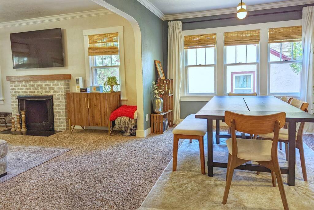Holiday home ❀beautiful Bungalow❀ Near Heart Of Downtown Cos Colorado Springs
