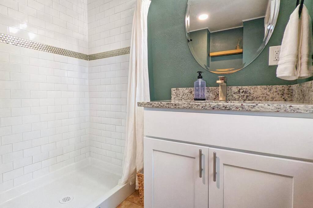 ❀beautiful Bungalow❀ Near Heart Of Downtown Cos Holiday home *