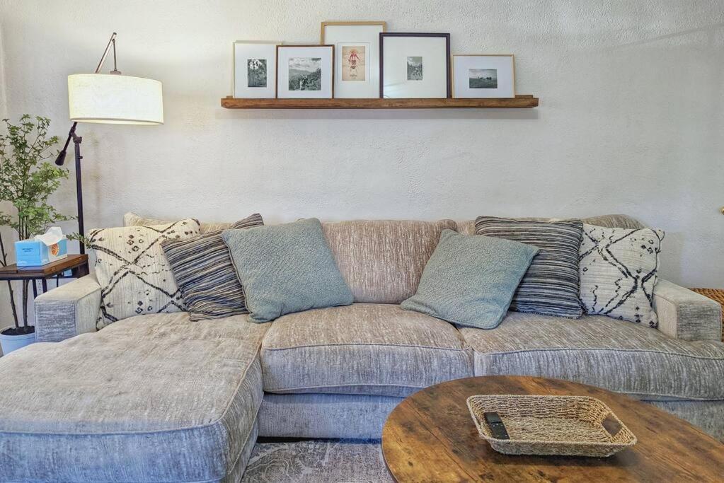 ❀beautiful Bungalow❀ Near Heart Of Downtown Cos