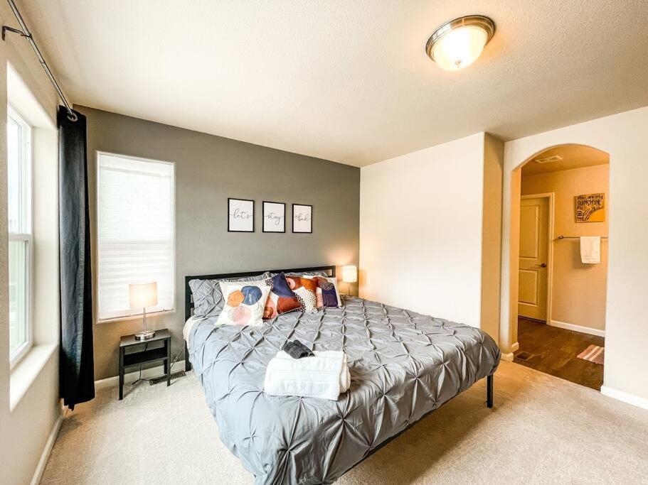 Stylish New Close To Downtown *