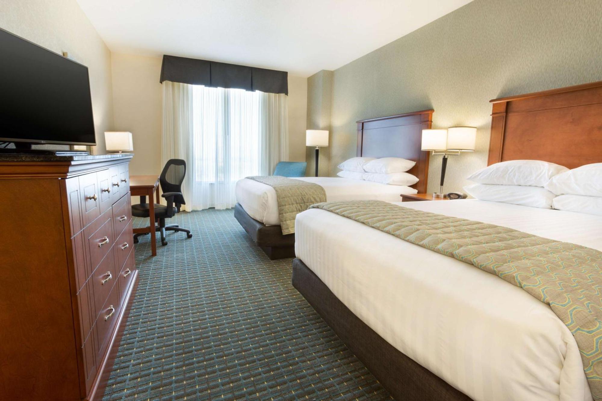 Drury & Near The Air Force Academy Hotel 3*