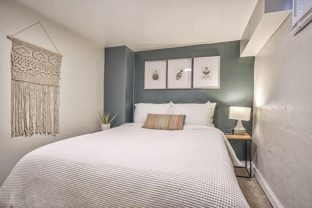 Apartment Extended & Historic Dt Basement
