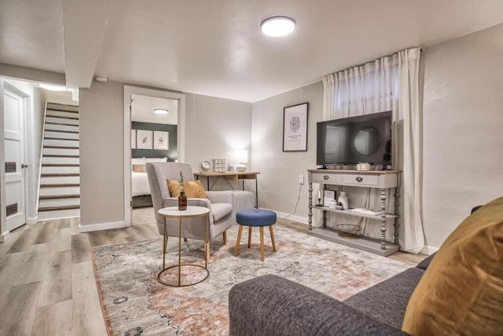 Extended & Historic Dt Basement