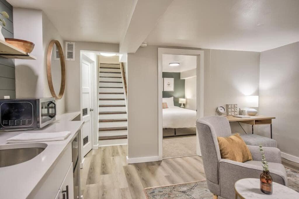 Extended & Historic Dt Basement Apartment Colorado Springs