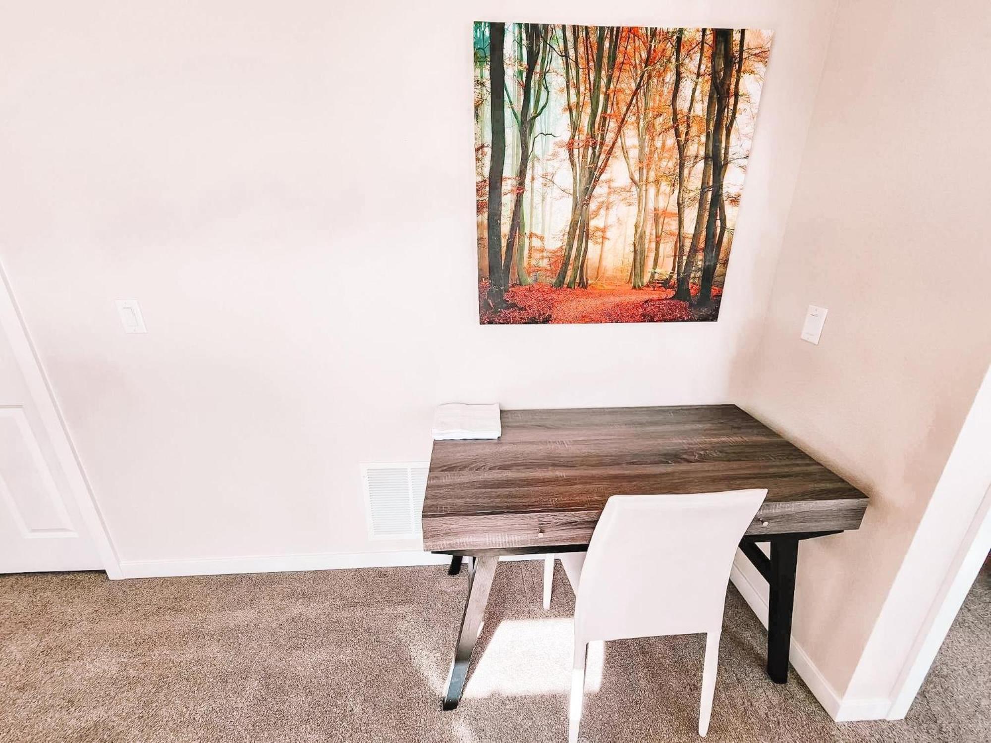 Villa Pet Friendly W/3 Masters With En-suite Full Bathrooms/sleeps 11+ *