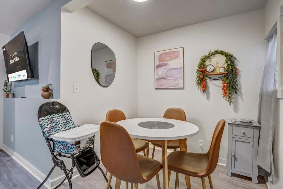 Euro - Walkable Location Scenic Views * Colorado Springs
