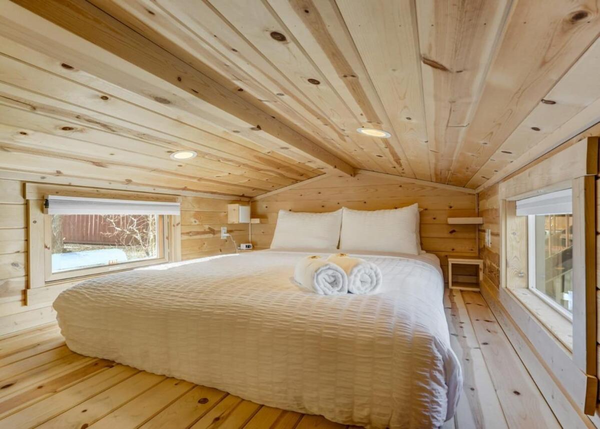 Red Rock Roost - Posh King Hiking Trails Holiday home