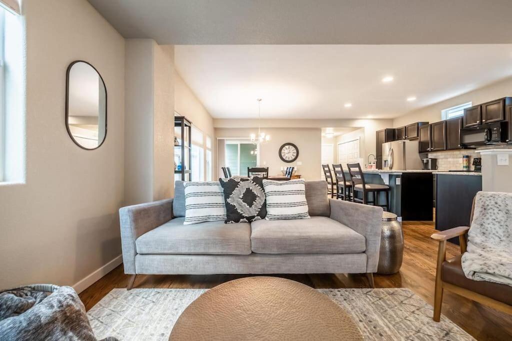 Pioneer Retreat - Downtown High-end Haven Colorado Springs