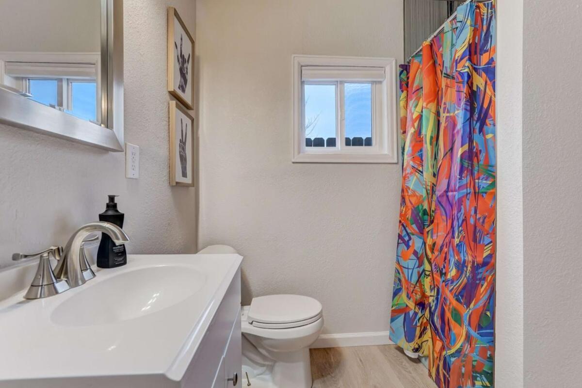 Bonny Creation - Chic Downtown Convenience Hot Tub Holiday home