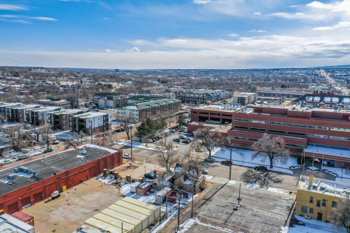 * Colorado Draft House * Smart Tvs * Self Entry *
