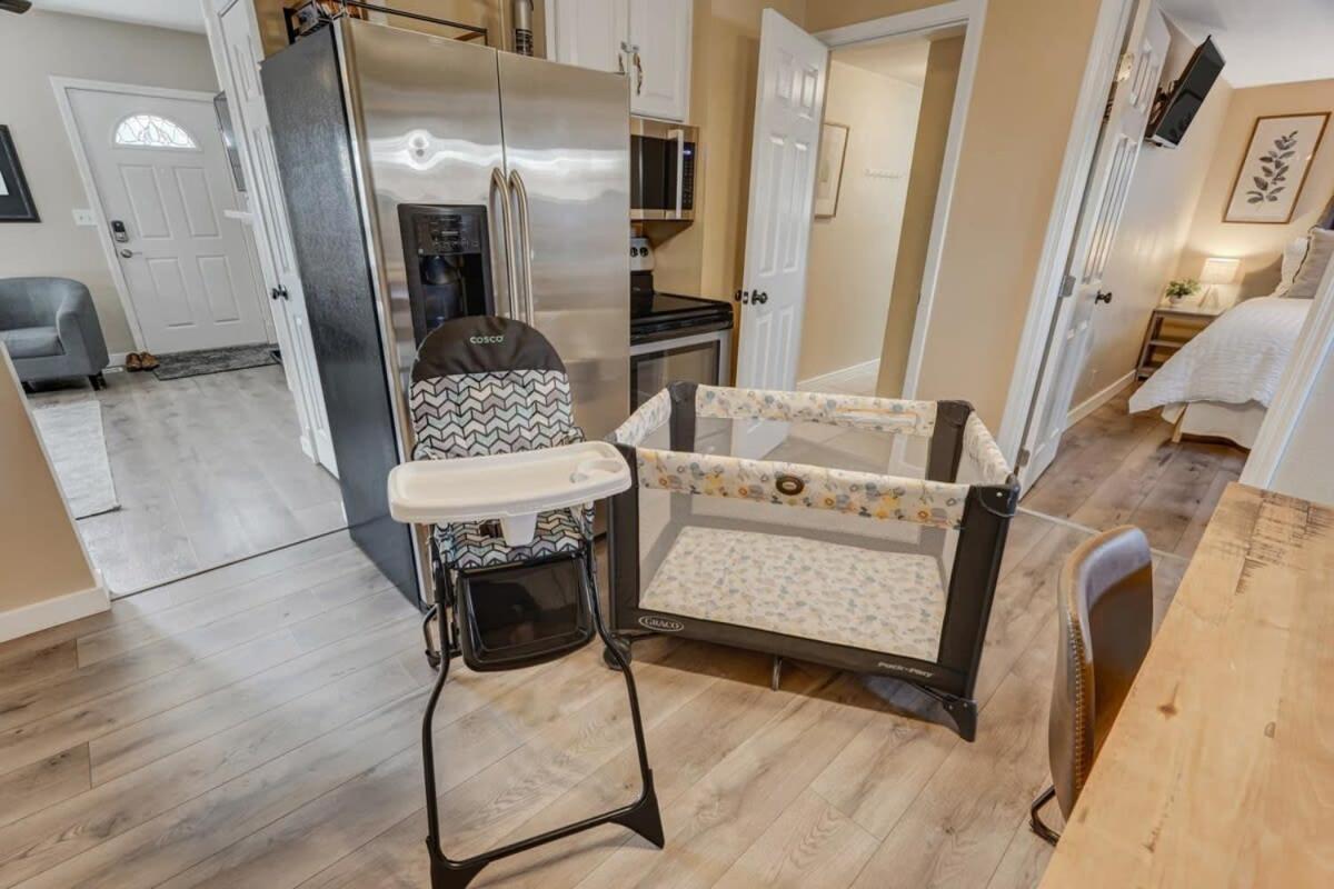 * Colorado Draft House * Smart Tvs * Self Entry * *