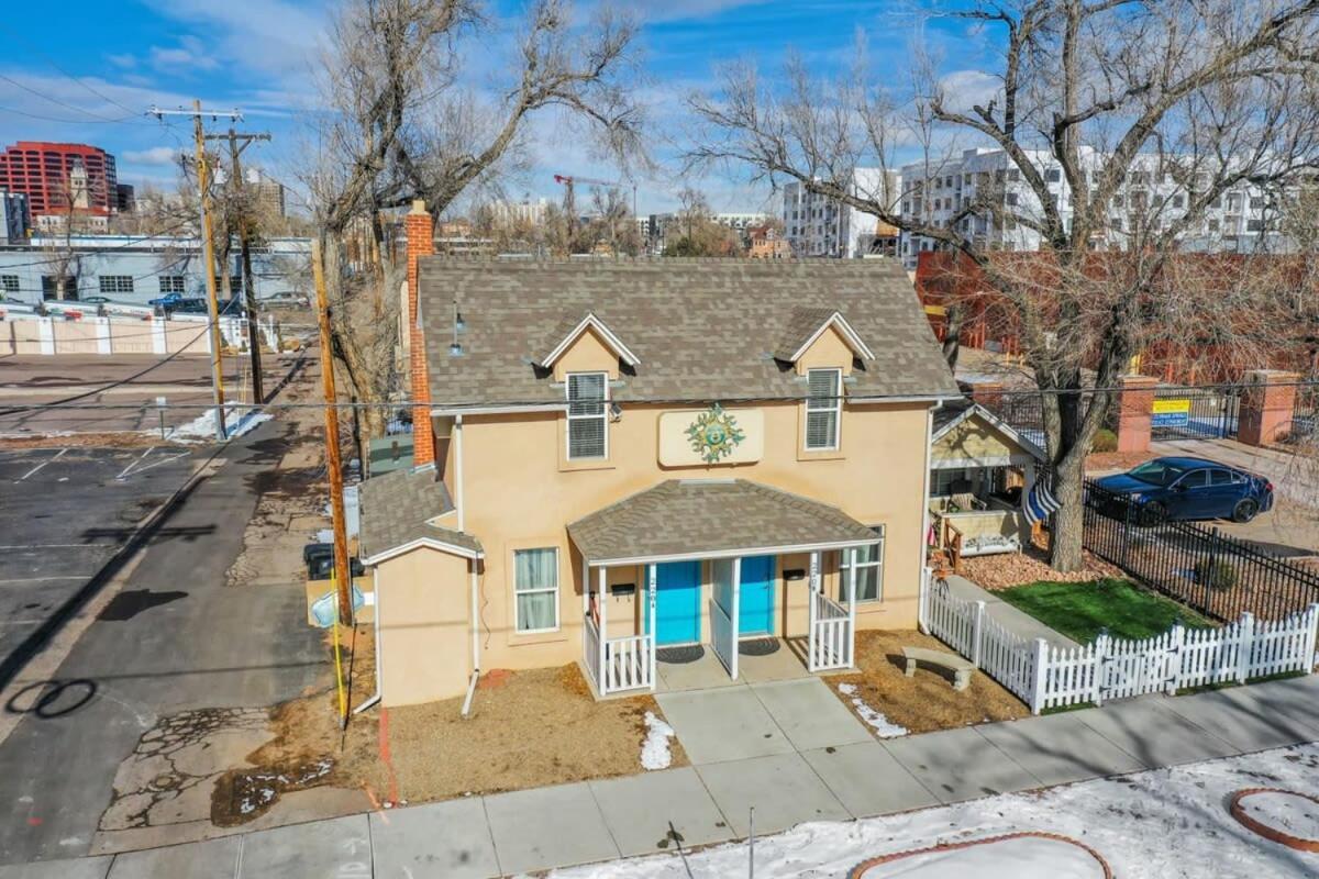 * Colorado Draft House * Smart Tvs * Self Entry *