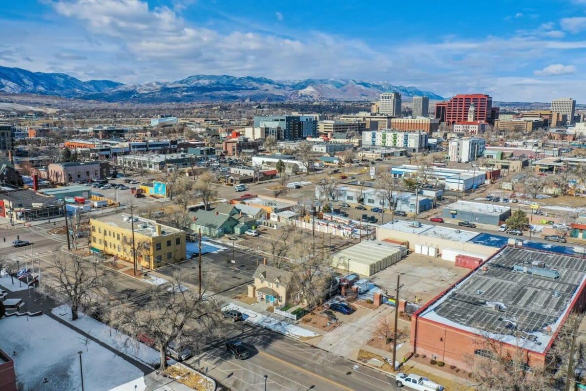 * Colorado Draft House * Smart Tvs * Self Entry * Holiday home Colorado Springs