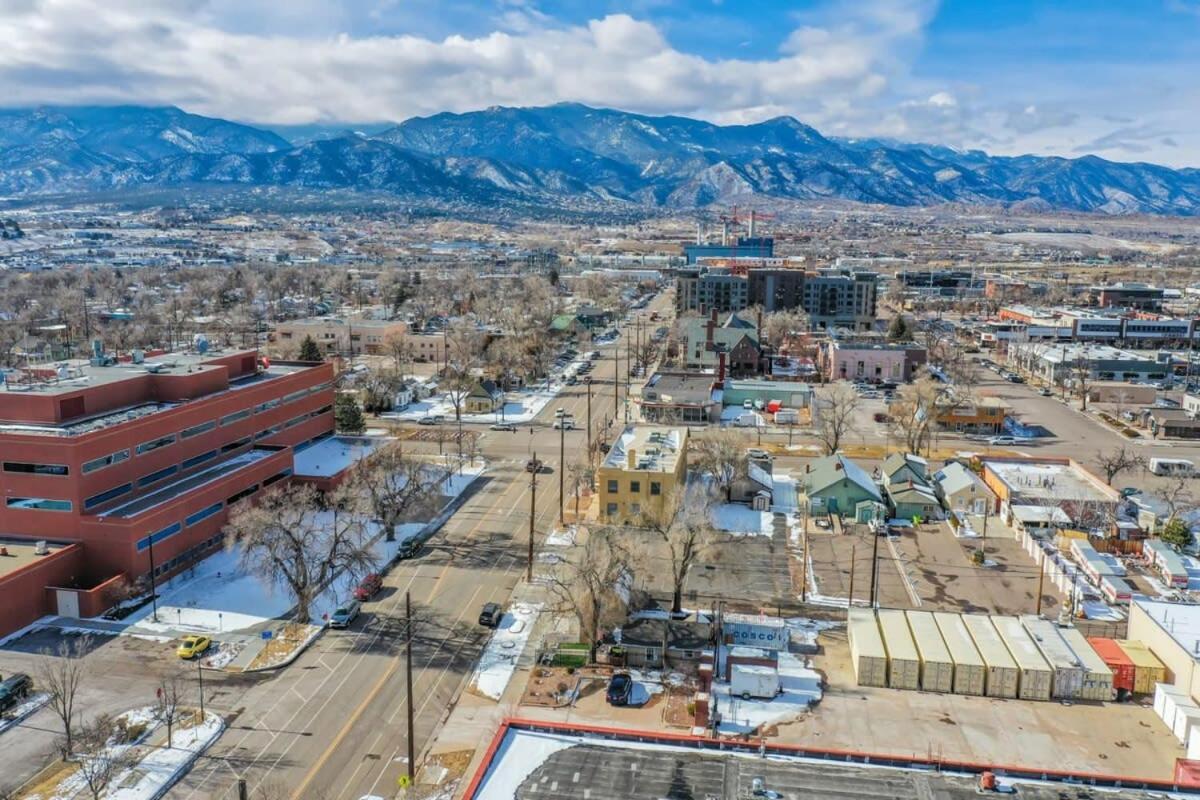 * Colorado Draft House * Smart Tvs * Self Entry * Colorado Springs
