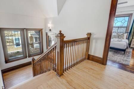 Noble Mansion 7 Bedrooms W Hot Tub Firepit & Bbq Holiday home Colorado Springs