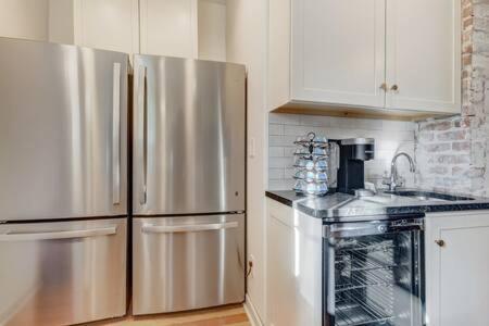 Noble Mansion 7 Bedrooms W Hot Tub Firepit & Bbq *