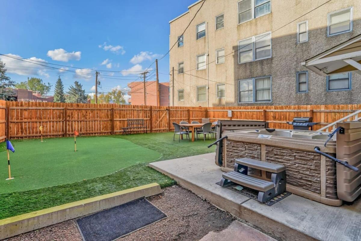Holiday home Crescent Mansion - Golf Hot Tub Bbq Skyline Views *