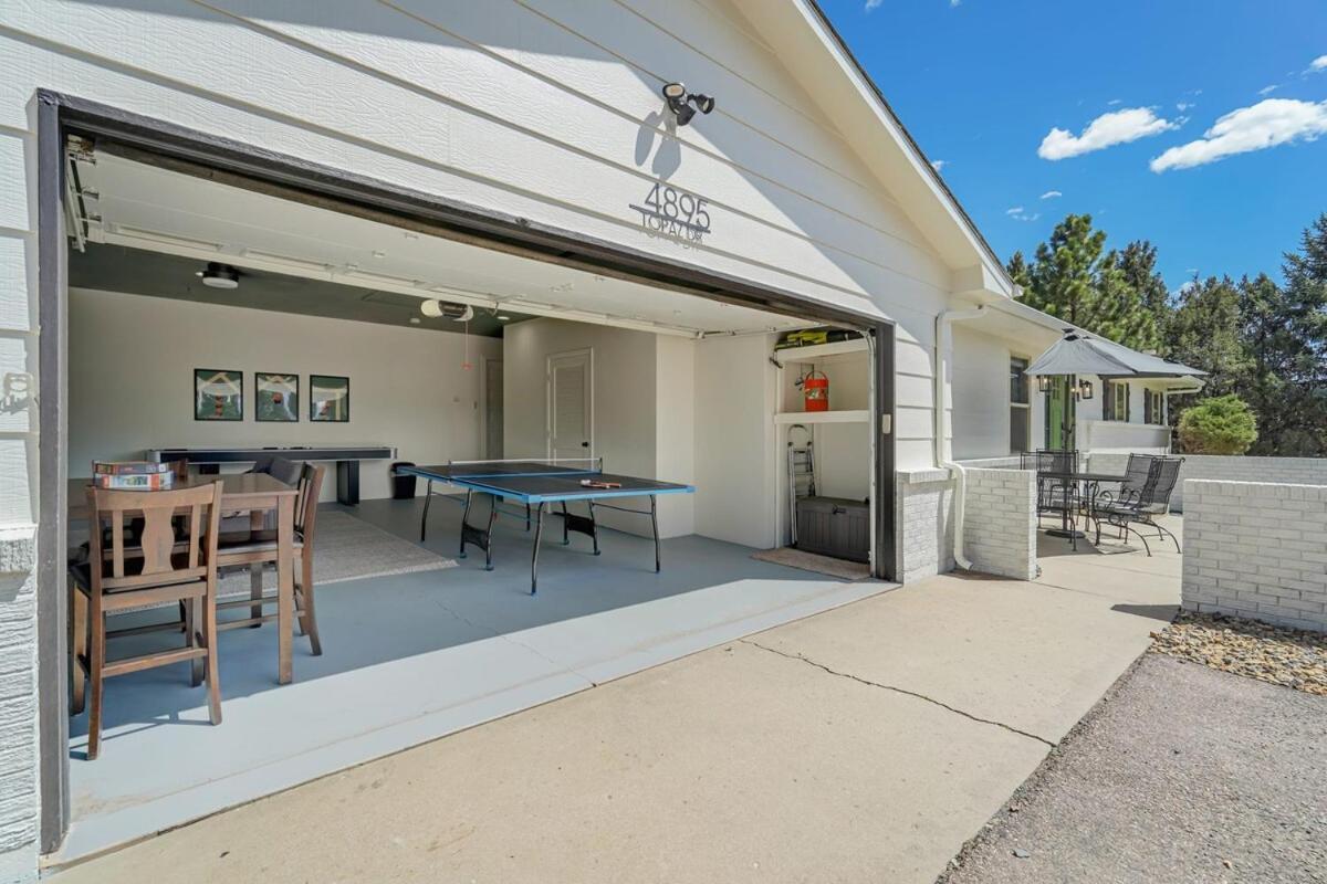 Pickleball Palace Courts & Games & Hot Tub & Bbq *
