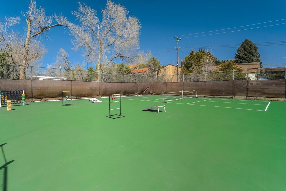 Holiday home Pickleball Palace Courts & Games & Hot Tub & Bbq Colorado Springs