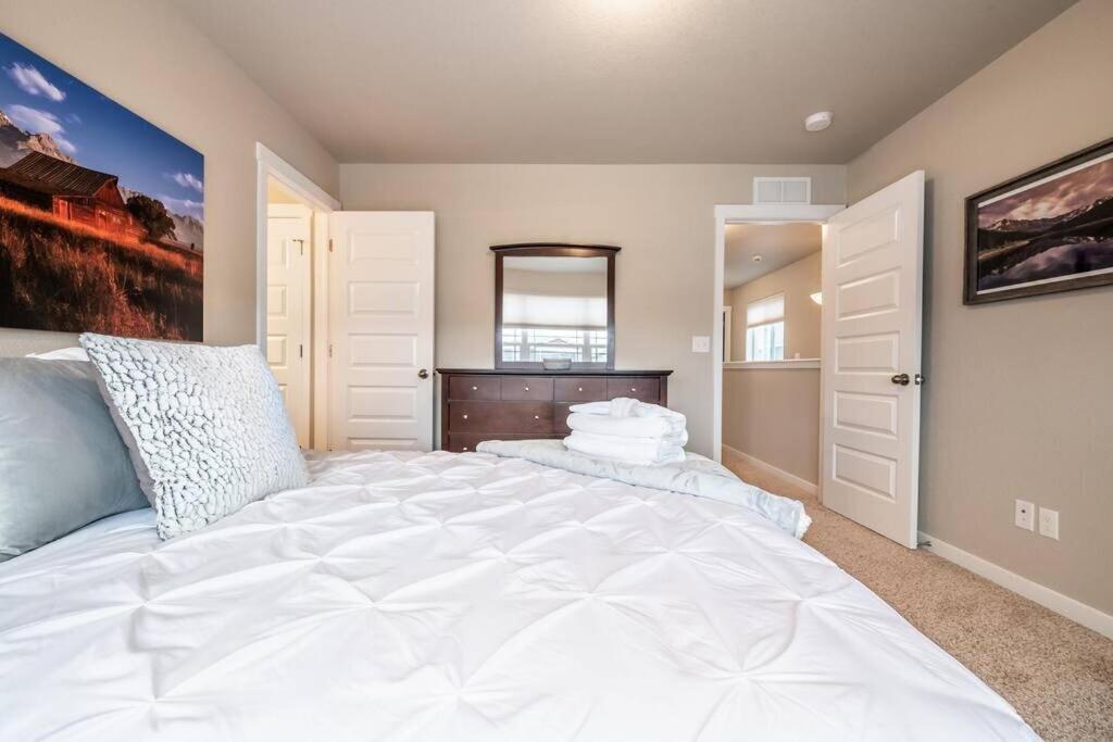 Pioneer Retreat - Downtown High-end Haven Holiday home