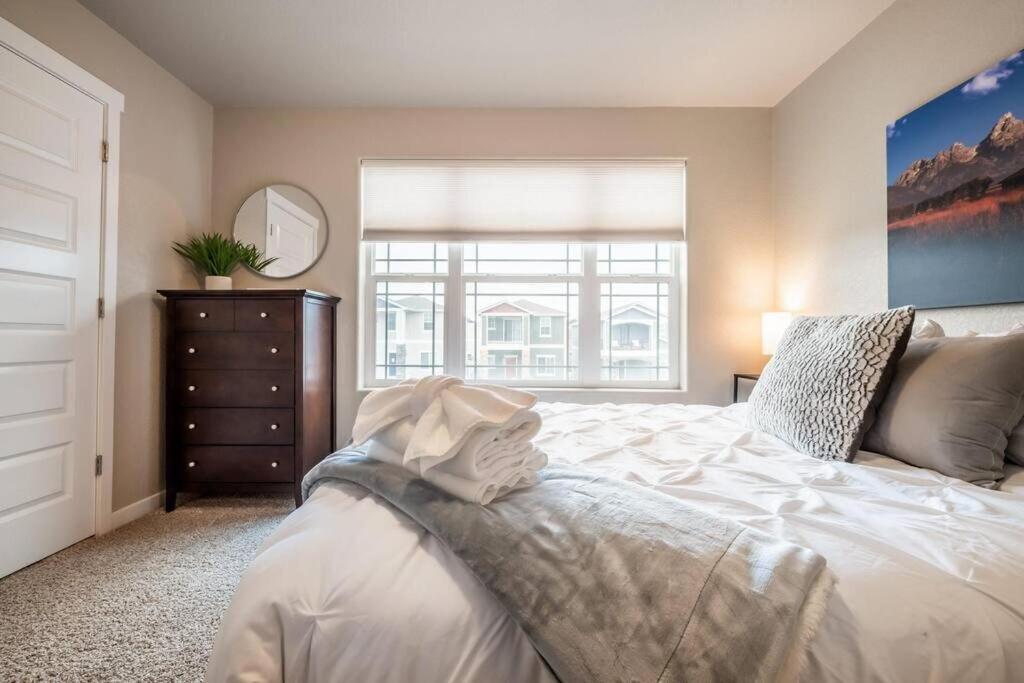 Pioneer Retreat - Downtown High-end Haven * Colorado Springs